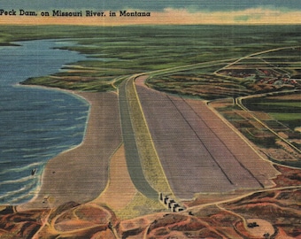 Vintage linnen ansichtkaart Fort Peck Dam on Missouri River in Montana, jaren 1940