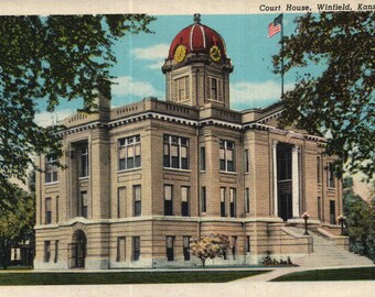 Vintage Early Linen Postcard Court House Winfield Kansas 1930s
