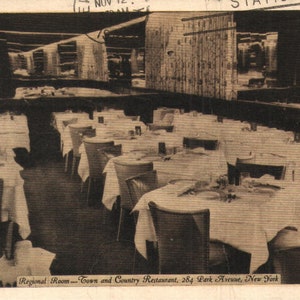 Cartão postal vintage Sala Regional Restaurante Town and Country 284 Park Avenue NYC Nova York década de 1940