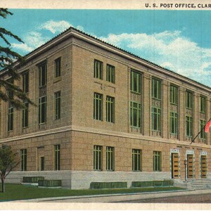 vintage Pre-Linen Postcard US Post Office Clarksburg Virginie-Occidentale 1932
