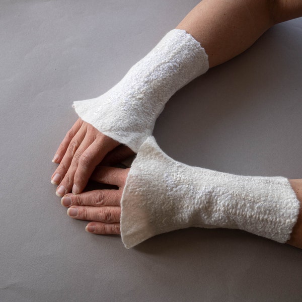 Handmade ivory fingerless gloves - Felted wool arm warmers - Natural creamy white bridal cuffs