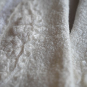 Mitaines de mariage Manchettes blanc crème Mitaines de mariée en laine faites main Manchettes en feutre image 8