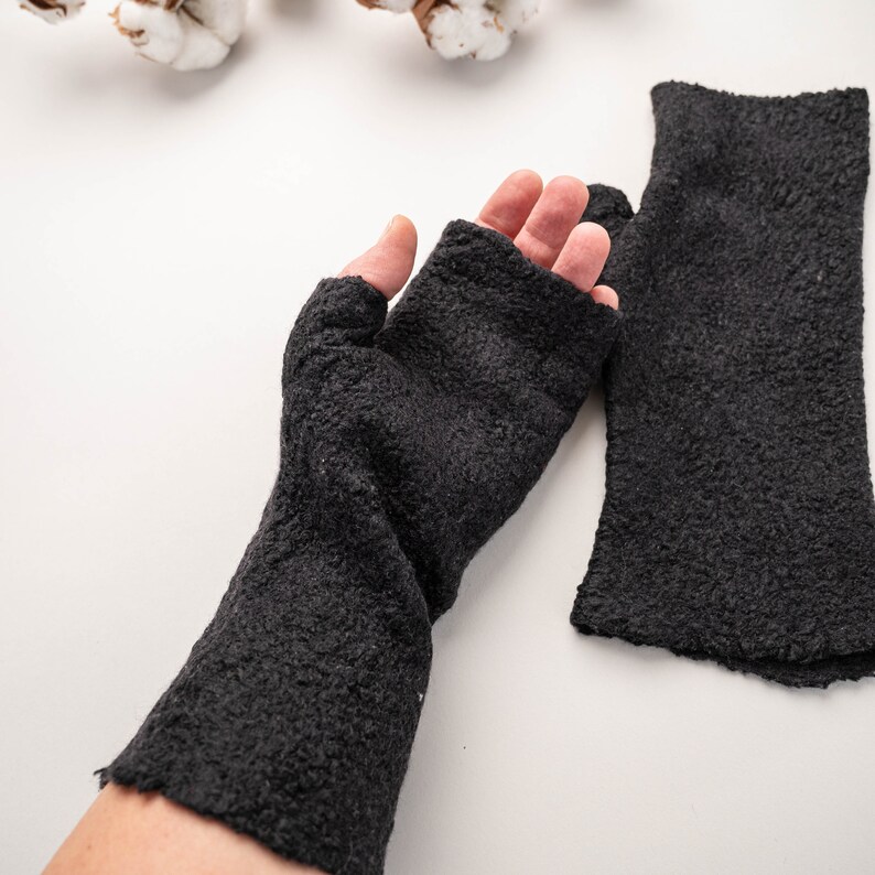 Black fingerless gloves for women - Handmade wool arm warmers - Felted woolen seamless mittens - Birthday gift for aunt