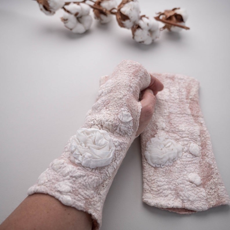 Bridal fingerless gloves Rose pink arm warmers Baby pink wool mittens Seamless mitts