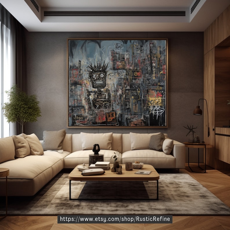 Puede incluir: Una gran pintura abstracta con una figura en blanco y negro en el centro. La pintura est&aacute; en una sala de estar moderna con un sof&aacute; seccional beige y una mesa de caf&eacute; de madera.