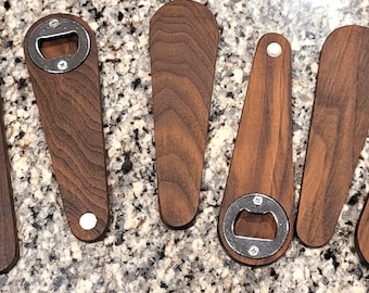 Abridor de botellas - Hecho a mano con madera de nogal y arce rizado