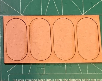 Pair of 25x50 Pill Trays (4 Figures)