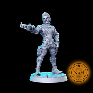 Sir Percival Ironsight | Balthier | Human Gunslinger miniature for Tabletop games like D&D and War Gaming| Dungeons and Dragons Mini | RN
