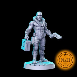 Dorian the Armsmaster | Destro | Gunslinger miniature for Tabletop games like D&D and War Gaming| Dungeons and Dragons Mini | RN estudio