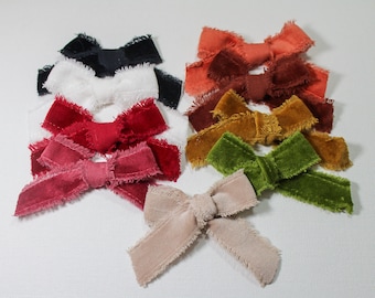 Velvet hair bows, hair bows, velvet hair bows, winter hair bows, fall hair bows, hair accessories, velvet fabric, bows, velvet ribbon bows,