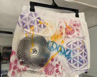 linen blend graffiti style streetwear white shorts size XL OOAK