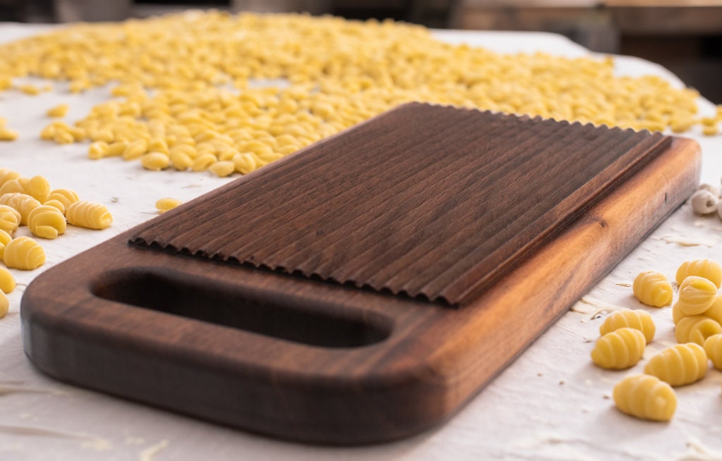 Tioncy 9 Pcs Pasta Making Tool Set Include 1 Ravioli Maker Press 1 Wooden  Pasta Cutter 1 Ravioli Rolling Pin 1 Gnocchi Board 1 Wood Stick 1 Dough
