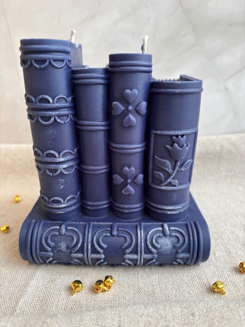 Kerze Buch XXL marineblau