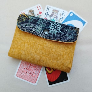 Spielkartenetui, Spielkartenhülle für ca. 110 Spielkarten z. B. UNO, Rommé