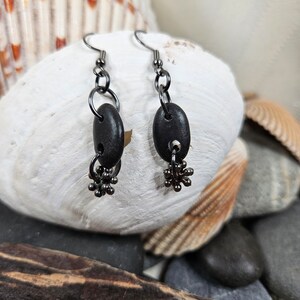 Terrarium Stone, Beach Stone, Gunmetal Flowerette Spacer, Labradorite, Earrings