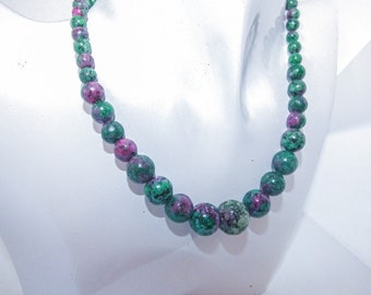 Rubis zoisite - Collier de perles naturelles