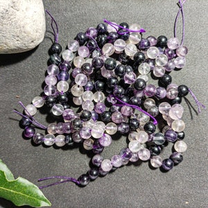 Purple fluorite (fluorite): Set of 90 8mm pearls (violet fluorite)