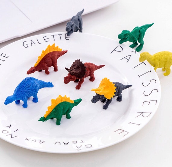 8 x Animals & Dinosaur Novelty Erasers Rubber School Stationery Party Bag Filler