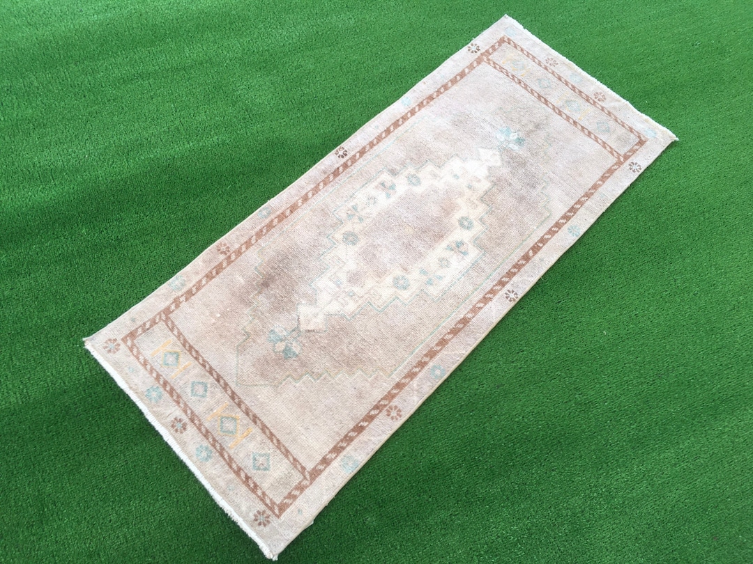 Small Vintage Rugpersian Door Mat Rug Vintage Door Mat Etsy UK