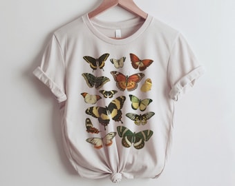 Vintage Style Butterfly Graphic Tee Shirt for Women | Oversized T-Shirt | Boho Shirt Monarch Butterfly Lover Shirt | T-Shirt | Gift