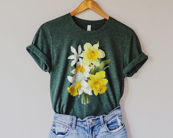 Daffodil Flowers Vintage Style Graphic Tee | Shirt for Women | Flower Bouquet T-Shirt | Hiking Outdoor Camping Botanical | March Month Gift