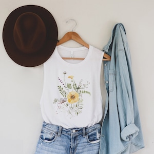 Vintage Style Tank Top | Wildflowers Graphic Tee Shirt for Women | Wild Flower Bouquet | Hiking Outdoor Camping Botanical