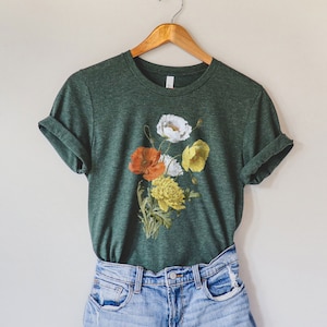 Vintage Wildflowers Graphic Shirt | Iceland Poppies Flower T-Shirt | Oversized T-Shirt| Minimalist, Botanical | Gift for her