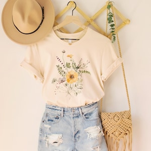 Vildblommor Grafisk T-shirt för kvinnor | grafisk vildblommig t-shirt | Vandring Utomhus Camping Botanisk | Stor T-shirt