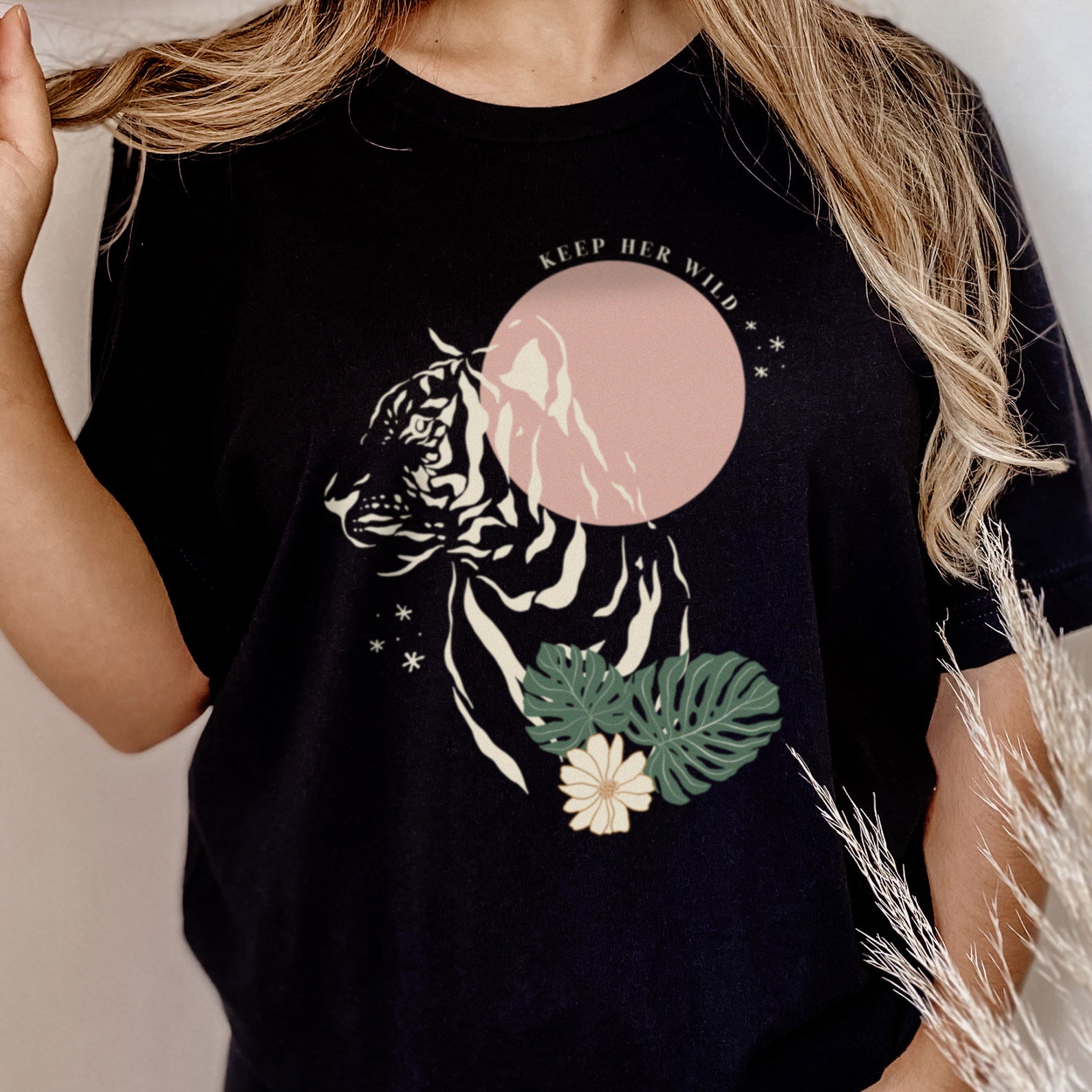 Tiger -- Women's Shirt main image 0