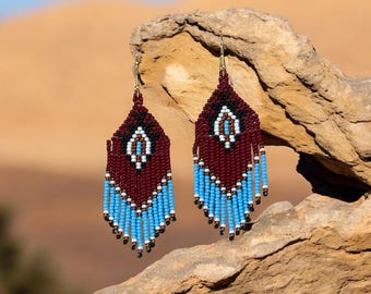 Pendientes con flecos de punta de flecha