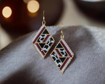Pendientes grandes de diamantes con diseño de leopardo (solo patrón)