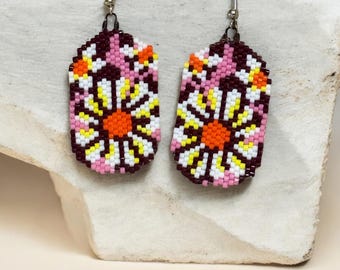 Pendientes de cuentas Flower Child