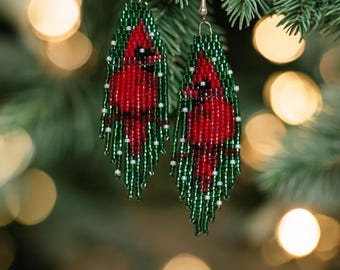 Pendientes con flecos de cardenal de invierno