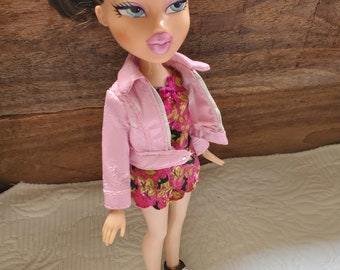 brunette bratz doll