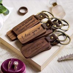 Wooden Key Chain | Gifts for Men | 5th Wooden Anniversary | Gift for Husband | Gifts for Wife | Custom Keychain | Personalized FOB