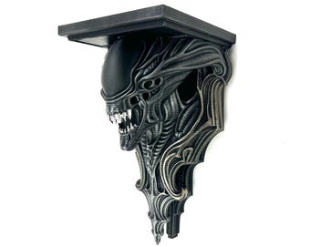 Xeno Mutant  Corbel Wall Shelf Alien Xenomorph