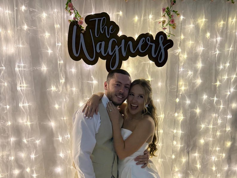 Wooden Name Sign | Layered Name Sign | Custom Name Wood Sign | Backdrop Sign For Wedding | Large Wedding Sign | Wedding Photo Booth Sign imagem 7