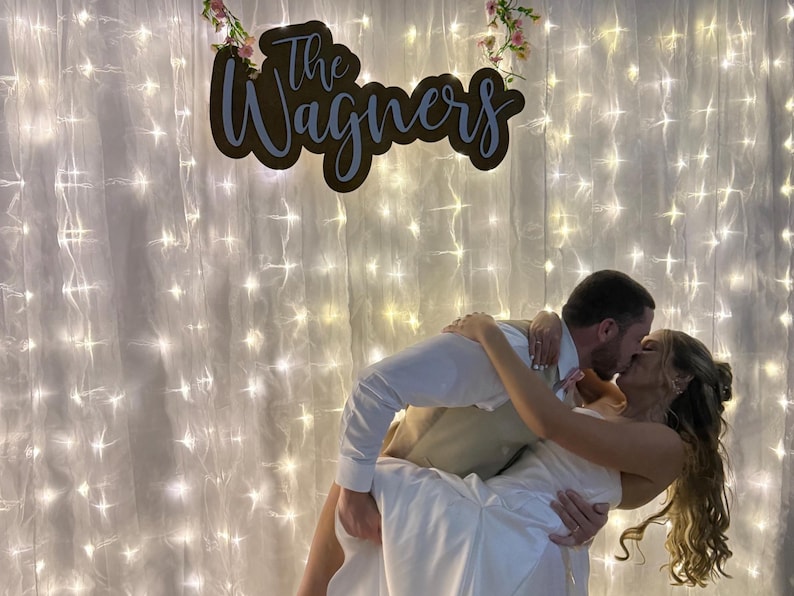 Wooden Name Sign | Layered Name Sign | Custom Name Wood Sign | Backdrop Sign For Wedding | Large Wedding Sign | Wedding Photo Booth Sign imagem 3