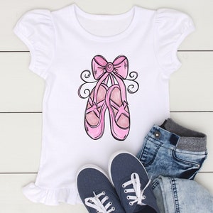 HTV transfer - DIY Transfer - ballet shoes - dance - dance studio - pink