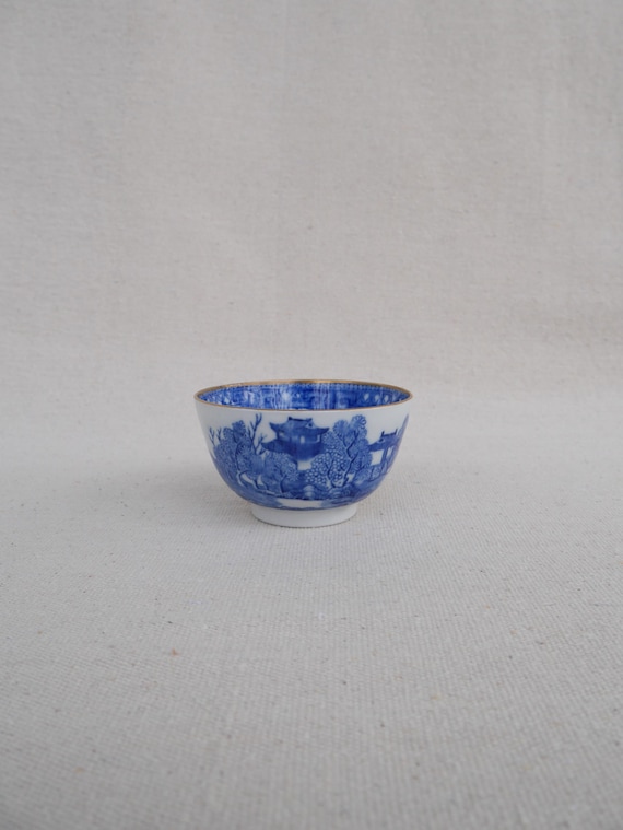 Antique 18th c. English Porcelain Tea Cup Rice Bowl Blue and White Chinese Spode Worcester Vintage Chinoiserie Tea Cup