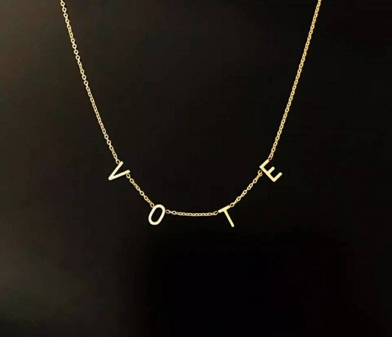 2020 Cazador Former First Lady Of The US Michelle Obama Wears The Same VOTE Necklace Jewelry Freedom Equality Stainless Steel 41 CM