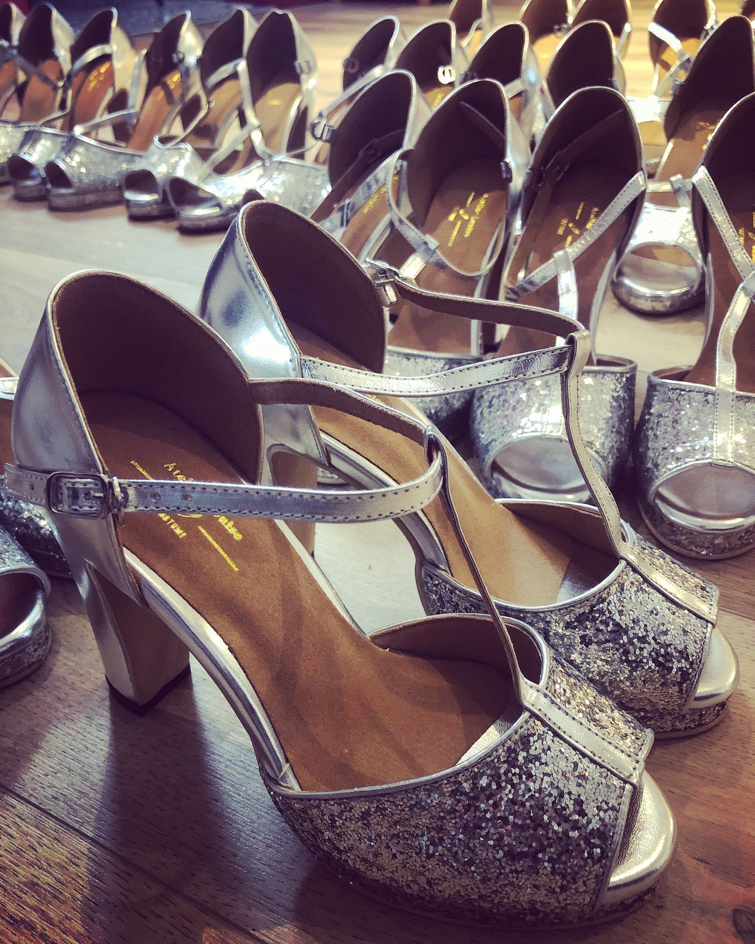 Chaussures danse salon satin cuivre élégantes CHAUSSURES DE DANSE  PERSONNALISABLES