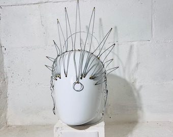 Aramagem wire frame headdress samba cabaret