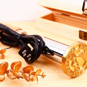 Custom branding iron for woodworkers , Wood burning stamp with electric heater , Electric wood branding iron custom , Custom leather stamp