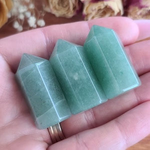 Small Aventurine Towers 1.3&quot;, Bulk Lots of Mini Crystal Points for Jewelry Making or Crystal Grids