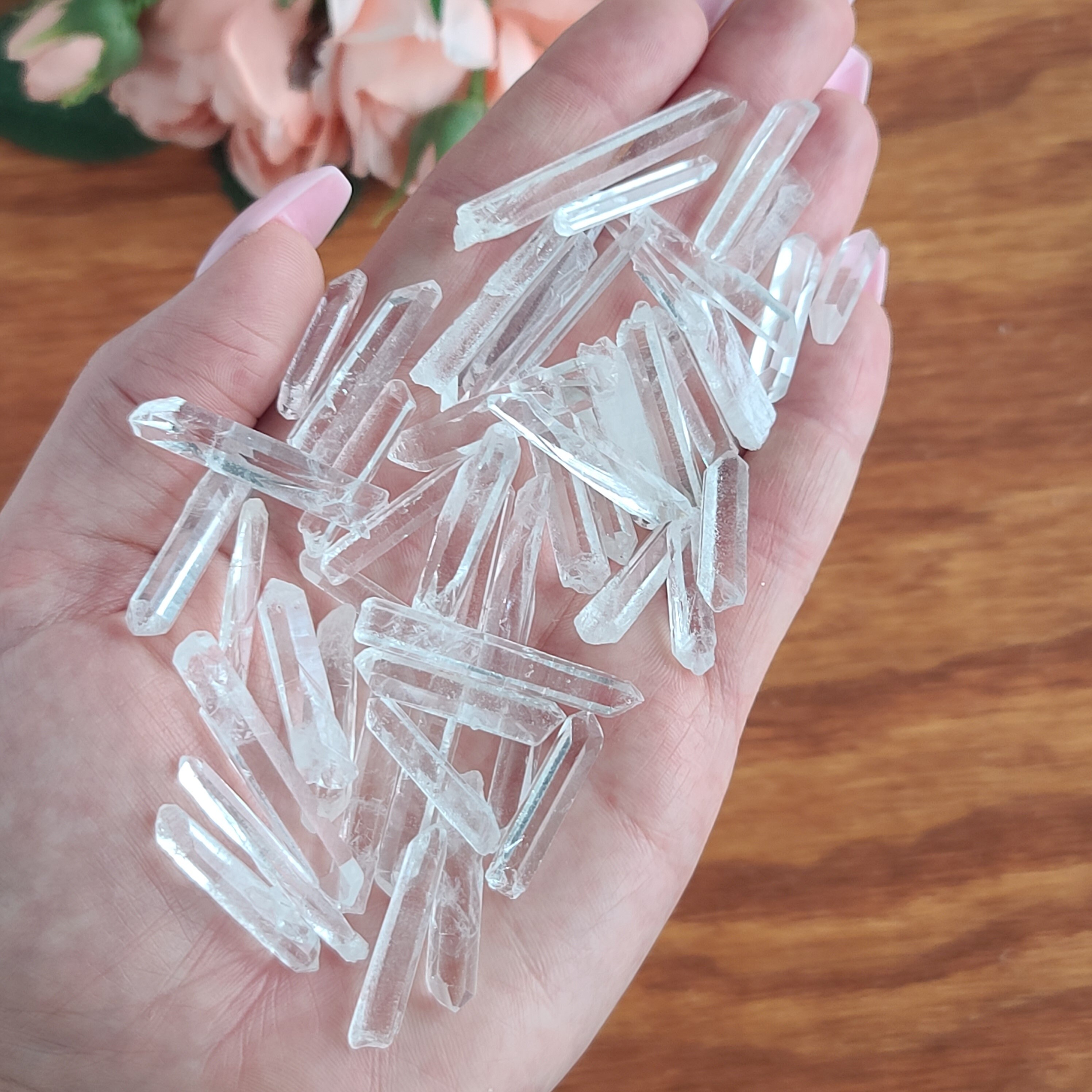 A Small Quartz Crystal Needle Points Choose Quantity Raw Etsy