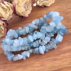 Aquamarine Crystal Chip Bracelets on Stretchy String in Bulk Lots, Perfect for Gifts, Meditation, or Crafts