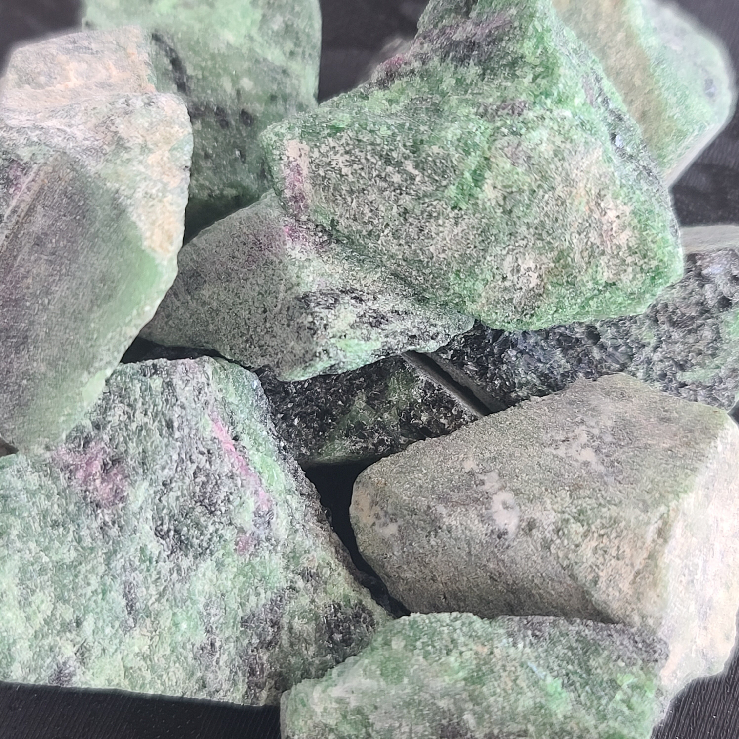 Ruby Bulku Ruby Zoisite Rough Crystal Chunks, Bulk Lots of Natural Gemstones for ...