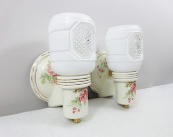 Apliques de pared florales Art Déco restaurados para baño con pantallas - Par - SÓLO herrajes de níquel - Años 20, 1930 - Porcelier - Para uso con alambre duro