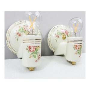 Refurbished Porzellan Wandleuchten für Bad - Paar - 1920er 1930er Jahre - Pfirsich Florals Blau Vergissmeinnicht - Neu verdrahtet für Festdrahtgebrauch